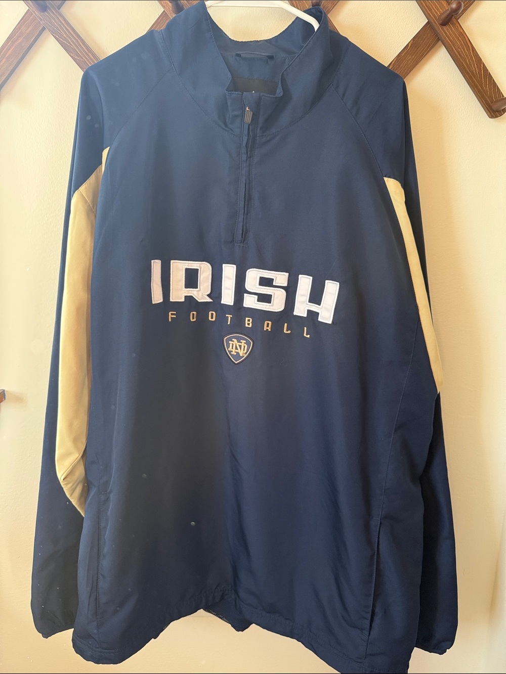 Men’s adidas Notre Dame Football Windbreaker